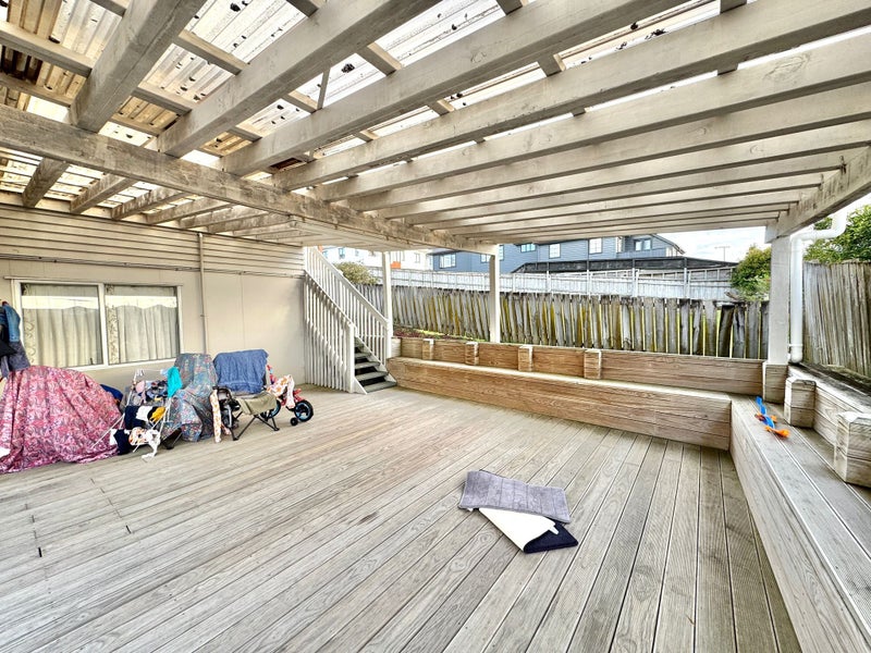 259 Hillsborough Road, Hillsborough, Auckland - Carousel 2