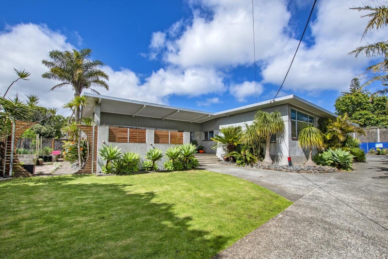 3 Lincoln Place, Kamo, Whangarei - Carousel 2