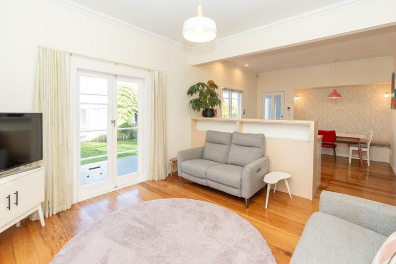 38 East Street, Claudelands, Hamilton - Carousel 2