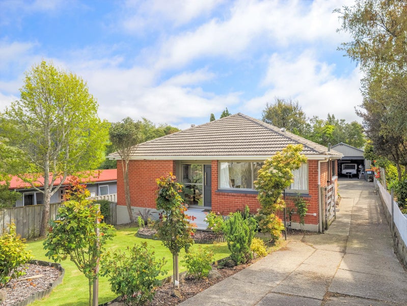 316 Kenmure Road, Kenmure, Dunedin - Carousel 1