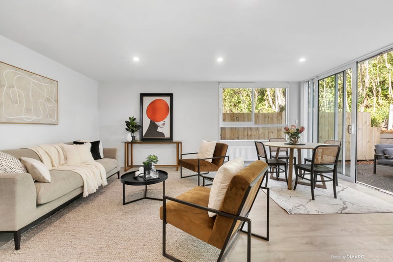 8/6 Bushland Grove, Paparangi, Wellington - Carousel 2