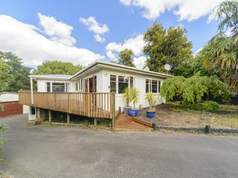 34 Palm Avenue, Hokowhitu, Palmerston North - Carousel 1