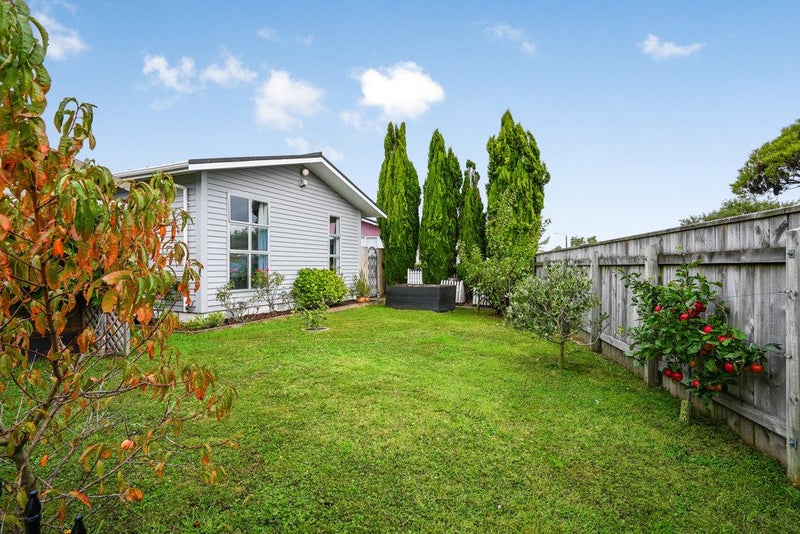 18 Berkeley Road, Wainuiomata, Lower Hutt - Carousel 2