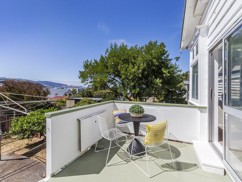 167A Sutherland Road, Lyall Bay, Wellington - Carousel 1