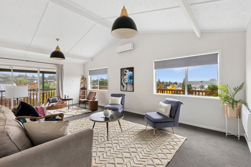 26 Glamis Avenue, Dinsdale, Hamilton - Carousel 2