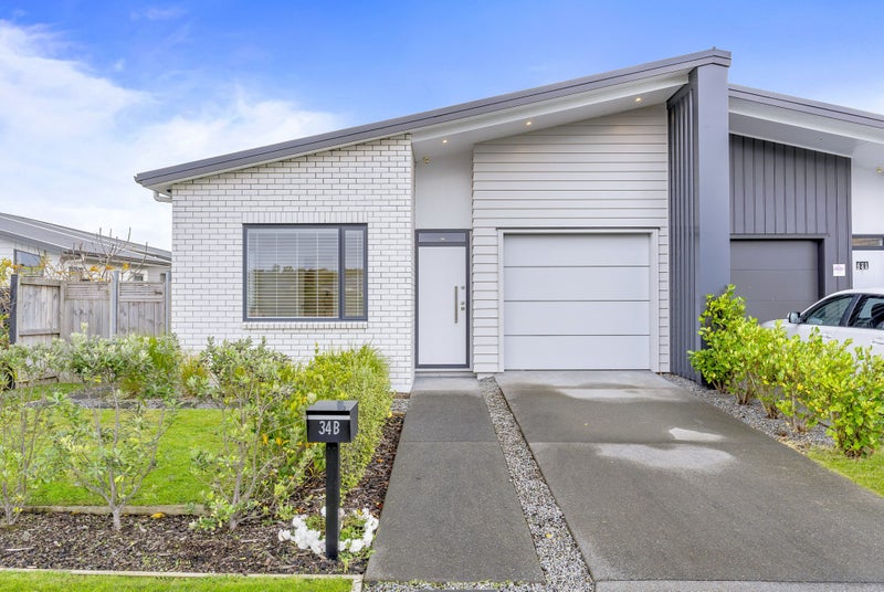 34B Cadwil Drive, Beachlands, Auckland - Carousel 1