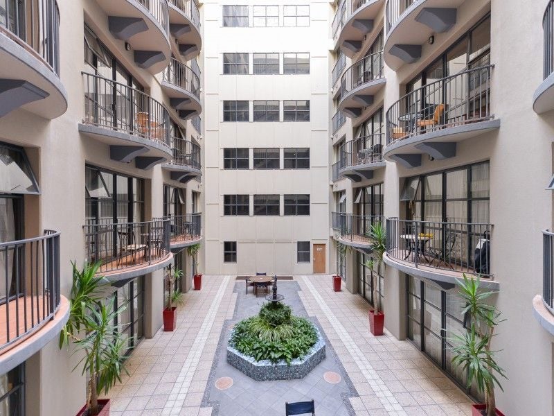 2R/154 The Terrace, Wellington Central, Wellington - Carousel 1