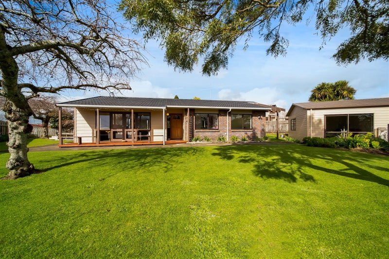 11A Wicklow Place, Bell Block, New Plymouth - Carousel 1