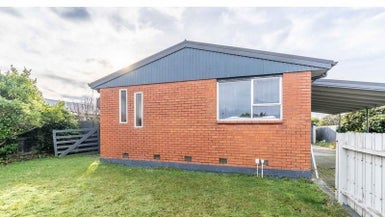 12 Ottrey Street, Clifton, Invercargill - Carousel 1