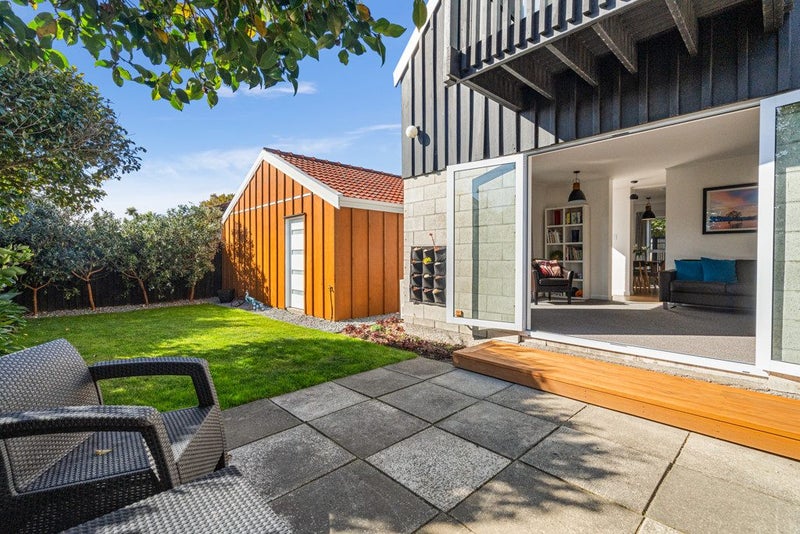 2/35 Wiggins Street, Sumner, Christchurch - Carousel 1