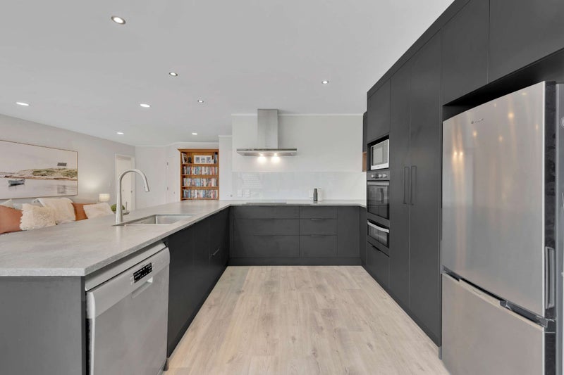 11 Ayrshire Place, Somerville, Manukau - Carousel 2