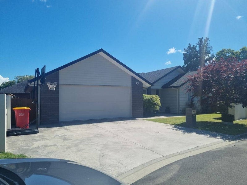 2 Forge Street, Huntington, Hamilton - Carousel 1