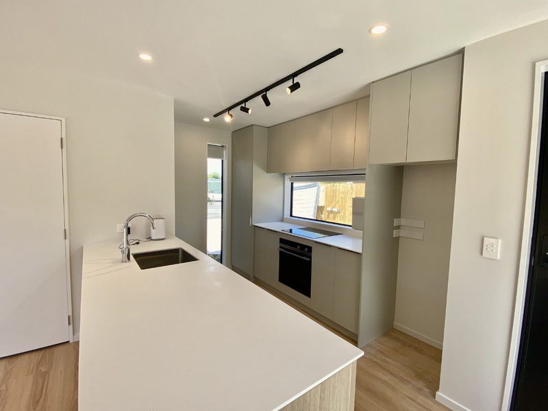 2/167 Innes Road, St Albans, Christchurch - Carousel 2
