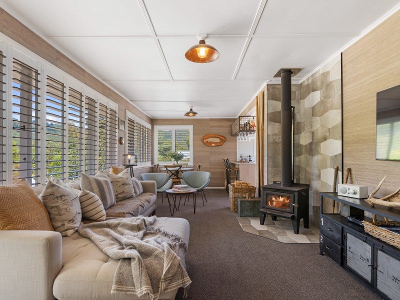 28 Kinloch Road, Kinloch, Taupo - Carousel 2