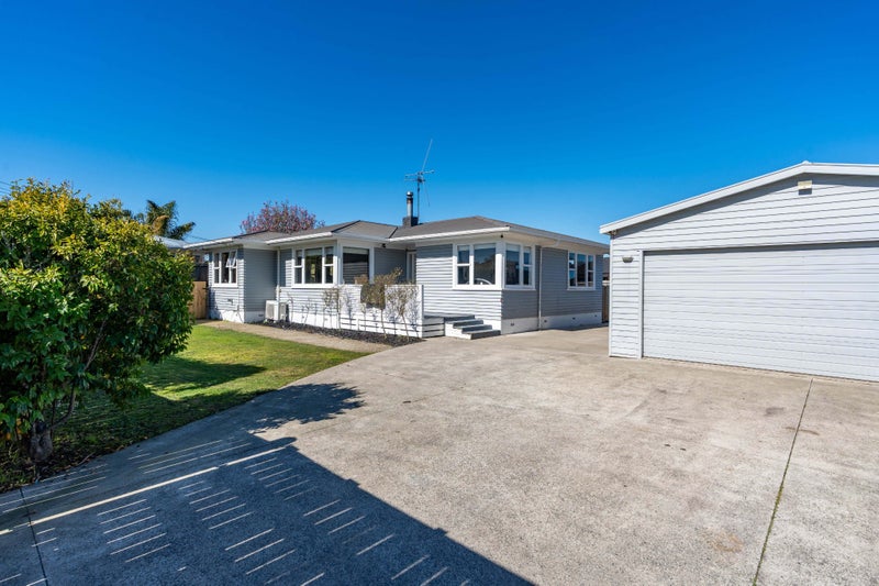 12 Coldwell Place, Chartwell, Hamilton - Carousel 2