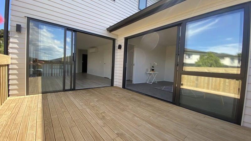 1 Eric Gifford Drive, Ranui, Auckland - Carousel 20