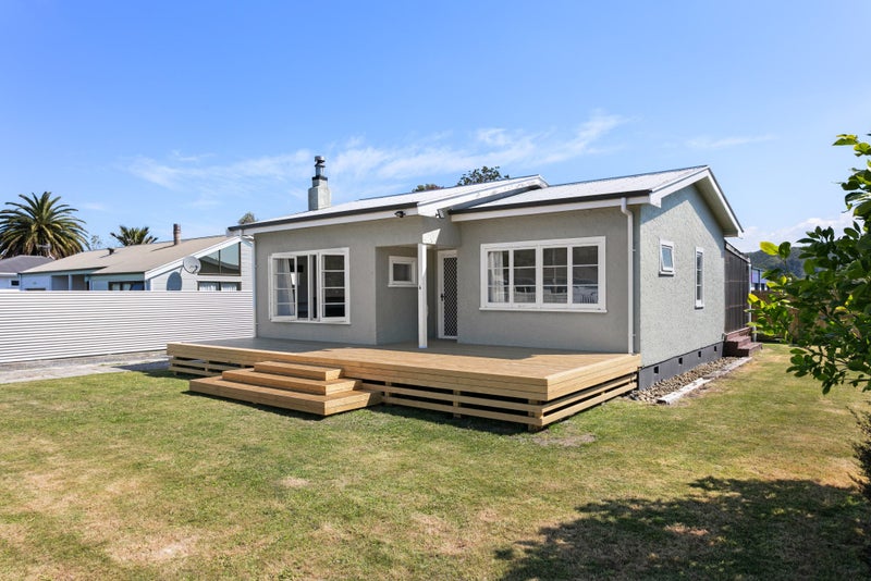 6 Turenne Street, Inner Kaiti, Gisborne - Carousel 2