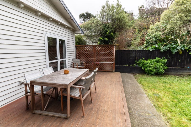 2 Akatea Street, Berhampore, Wellington - Carousel 22