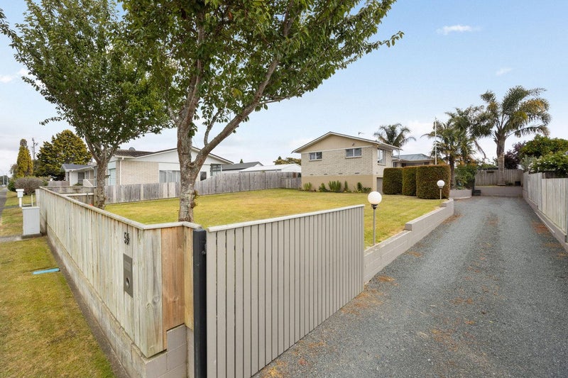 59 Thompson Street, Leamington, Cambridge - Carousel 2