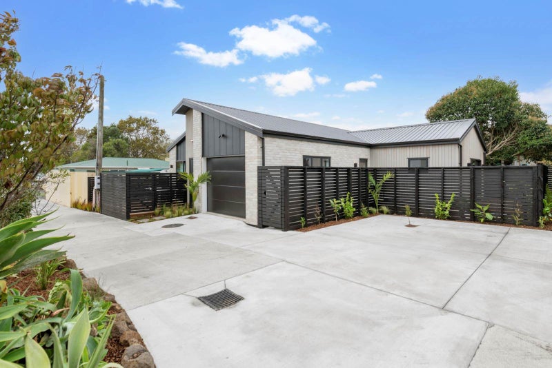 36 Muir Avenue, Mangere Bridge, Auckland - Carousel 2