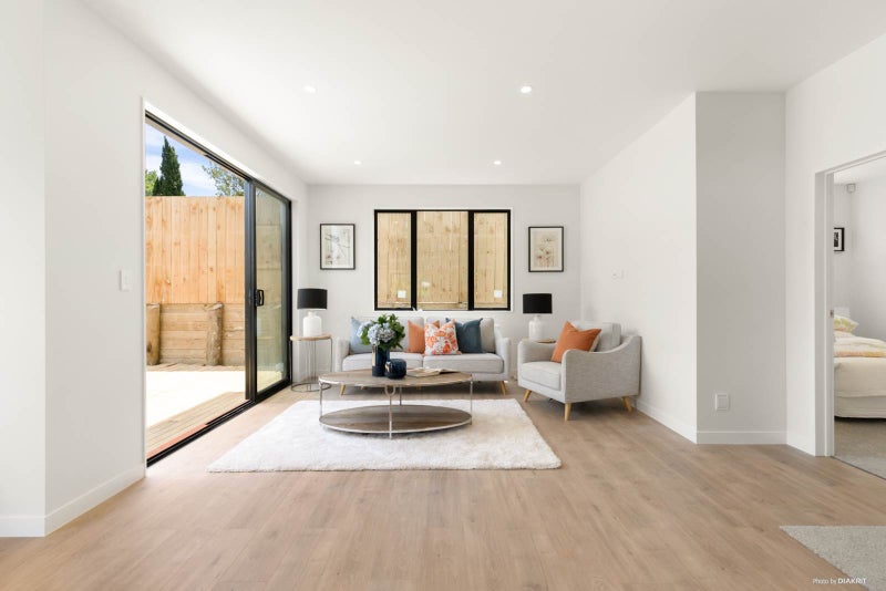 3A Athena Drive, Totara Vale, Auckland - Carousel 2