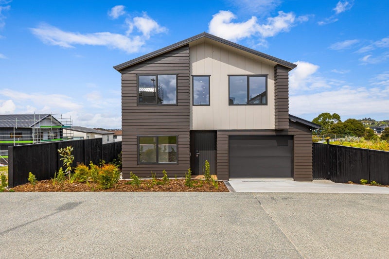 5 Makumaku Place, Long Bay, Auckland - Carousel 1