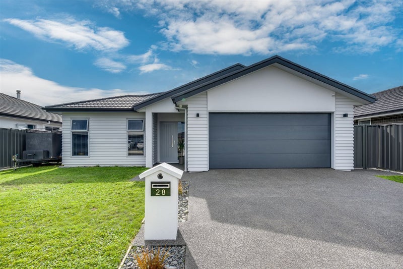 28 Hurunui DR, MEEANEE, NAPIER - Carousel 1
