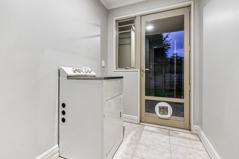 7 Nielsen Gardens, Rototuna, Hamilton - Carousel 20