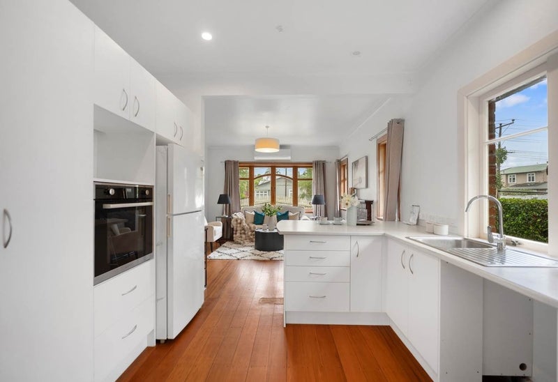79 Ngataringa Road, Devonport, Auckland - Carousel 2
