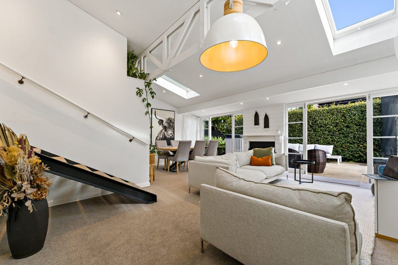 5 Paddington Street, Glen Innes, Auckland - Carousel 1