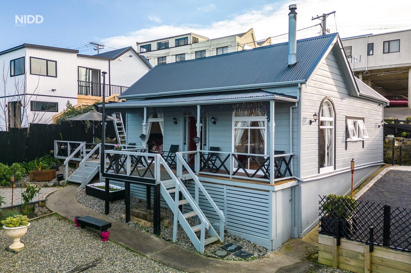 11 Henderson Street, Mornington, Dunedin - Carousel 1