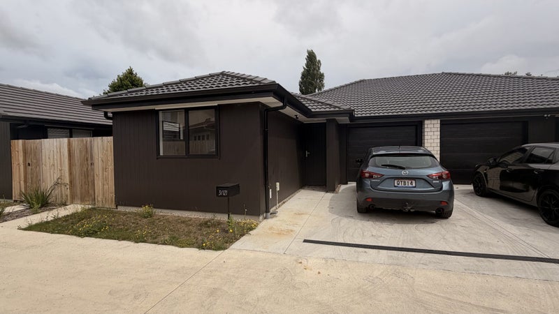 3 Fitzroy Avenue, Fitzroy, Hamilton - Carousel 1