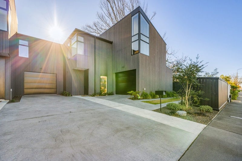 93 Innes Road, St Albans, Christchurch - Carousel 1