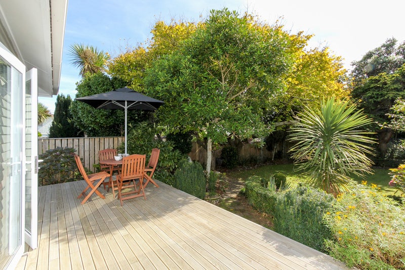 80 Lorna Street, Lynmouth, New Plymouth - Carousel 2