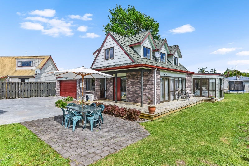 10A Brocas Avenue, Hillcrest, Hamilton - Carousel 2