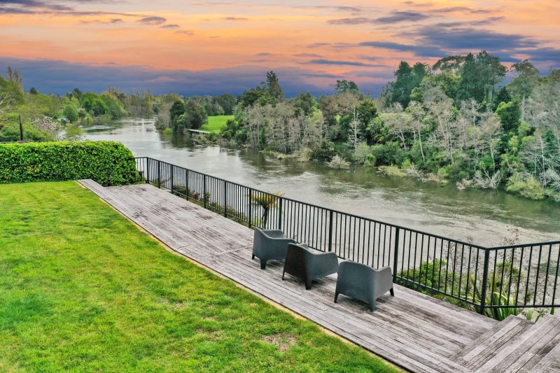 957 River Road, Queenwood, Hamilton - Carousel 2