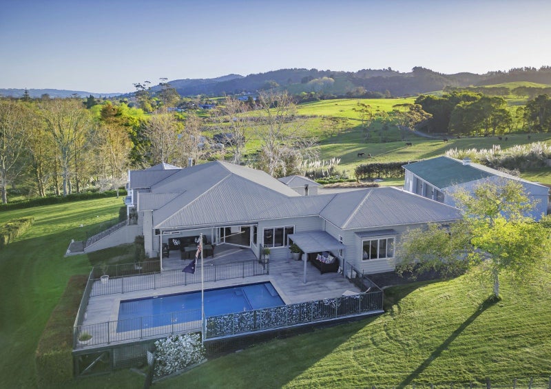 490 North Road, Papakura - Carousel 30