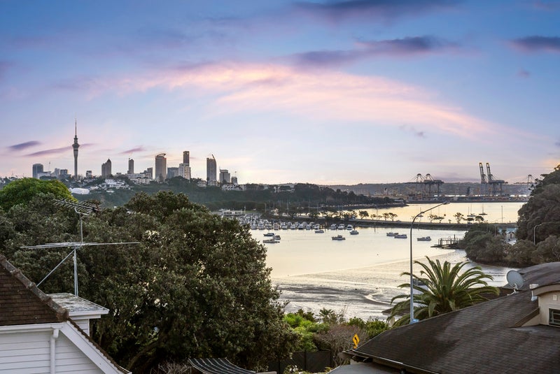 168 Paritai Drive, Orakei, Auckland - Carousel 1