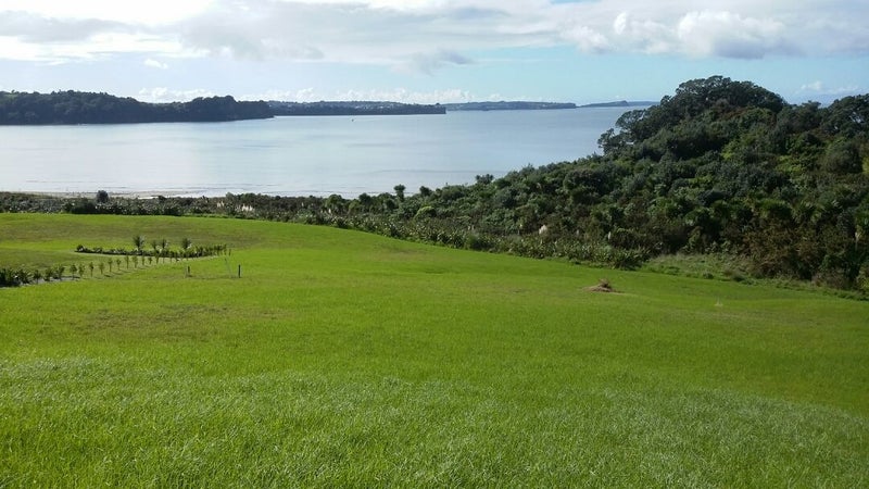 6 Takahuri Place, Okura Bush, Silverdale - Carousel 1