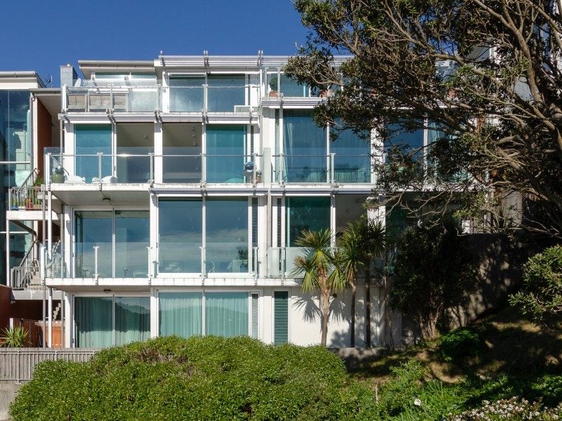 4/22 The Crescent, Roseneath, Wellington - Carousel 1