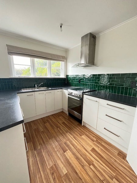 13 Te Hiko Street, Takapuwahia, Porirua - Carousel 2