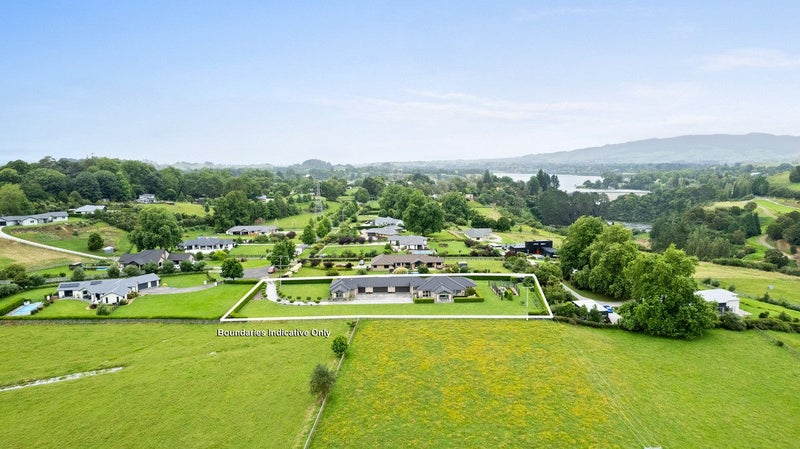 35 Riverside Lane, Karapiro - Carousel 2