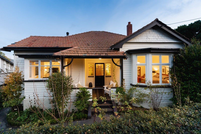 139 Eglinton Road, Mornington, Dunedin - Carousel 1