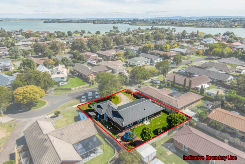 14 Peridot Place, Conifer Grove, Takanini - Carousel 24