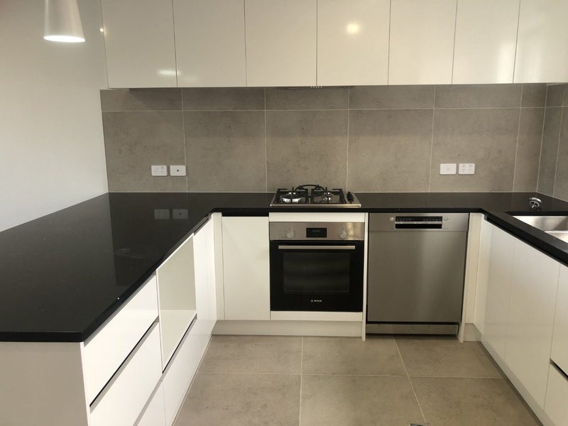 2/72 Te Tiireke Drive, Glenview, Hamilton - Carousel 2