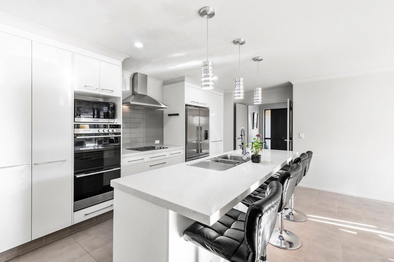 14 Searle Drive, Patumahoe, Pukekohe - Carousel 2