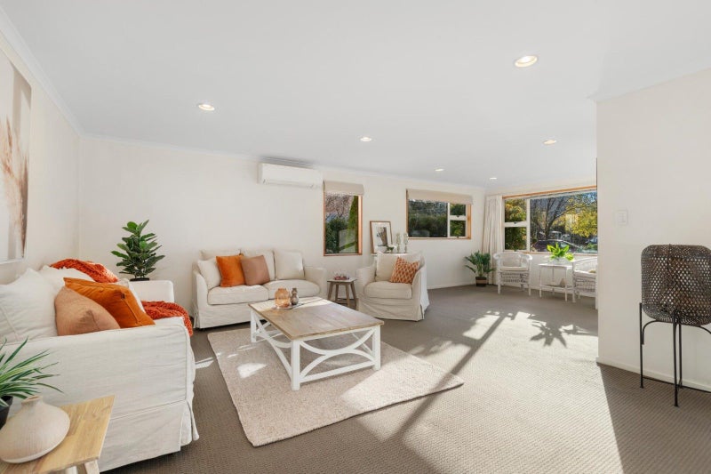 32 Copper Beech Avenue, Frankton, Queenstown - Carousel 2