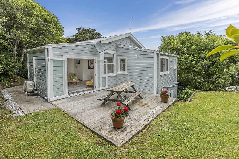 8 Taft Street, Brooklyn, Wellington - Carousel 1