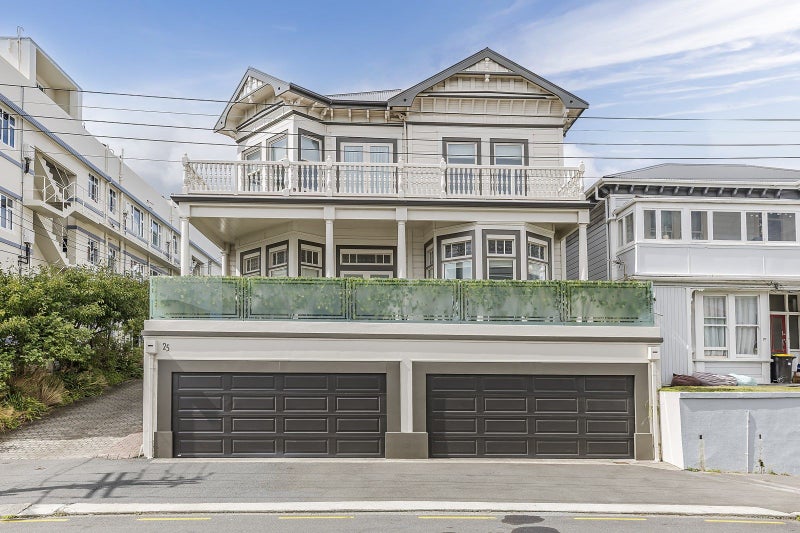 25 Brougham Street, Mount Victoria, Wellington - Carousel 1