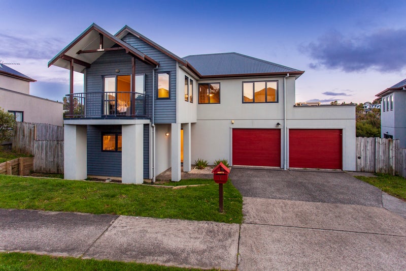 7 Sonoma Crescent, Oteha, Auckland - Carousel 1